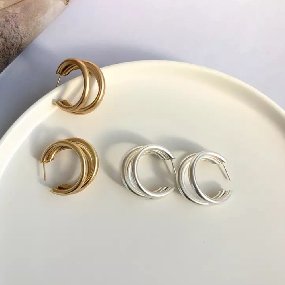 The Wendy - Triple Hoop Hollow Matte Hoops - Picture 2 of 6